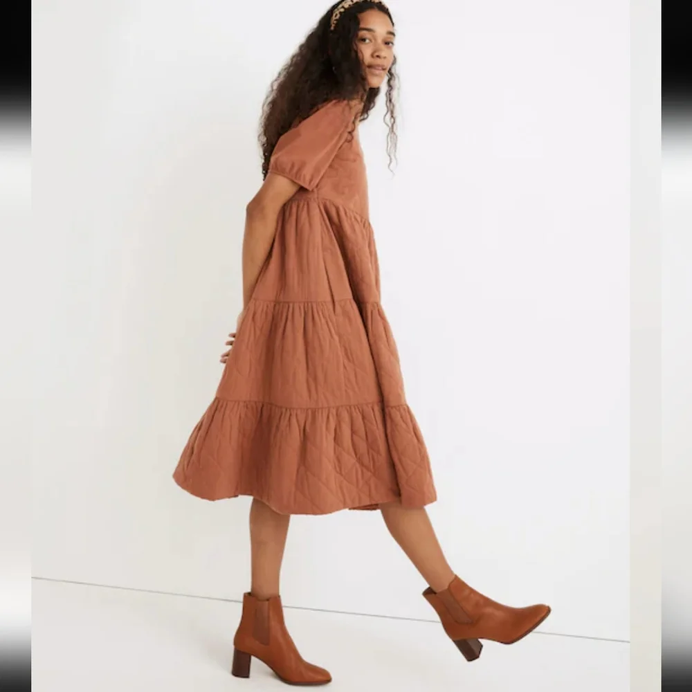 Madewell Quilted Aidy Square-Neck Puffed Sleeve Tiered Midi Dress Warm Umber - Picture 7 of 16